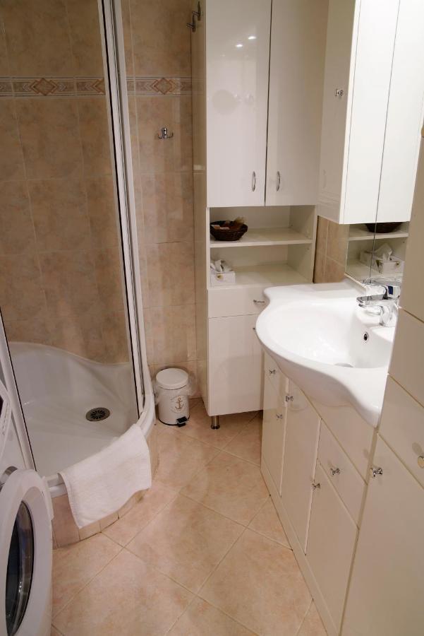 City Centre Apartment Demio Karlovy Vary Ngoại thất bức ảnh
